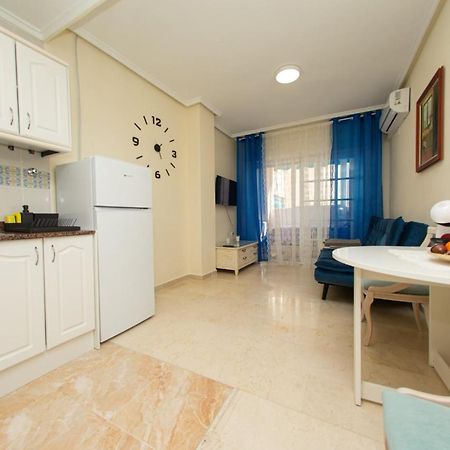 Студия На Белоснежном Пляже Los Locos Torrevieja Exterior foto